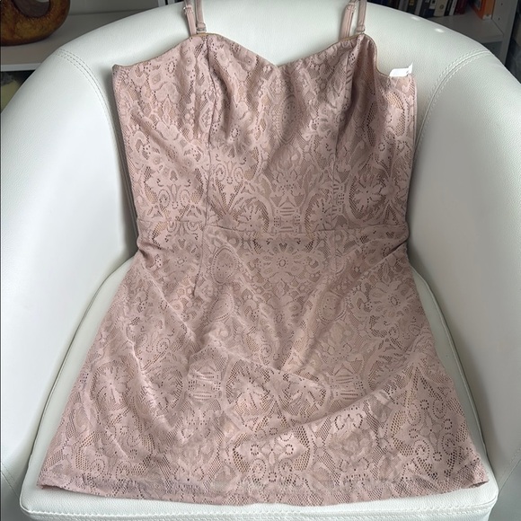 Dress The Population Elegant Pink Lace Dress - Picture 4 of 6